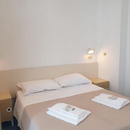 Hotel Baden Baden Rimini Exteriör bild